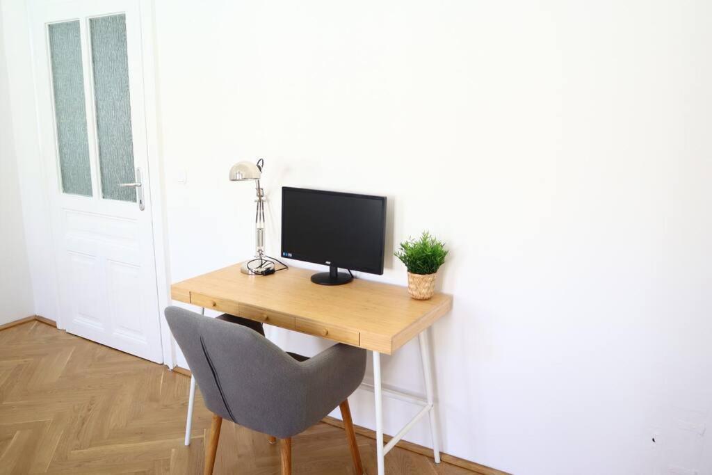 Bloom - Cozy Apartment, 5 Stops To City Center Viyana Dış mekan fotoğraf