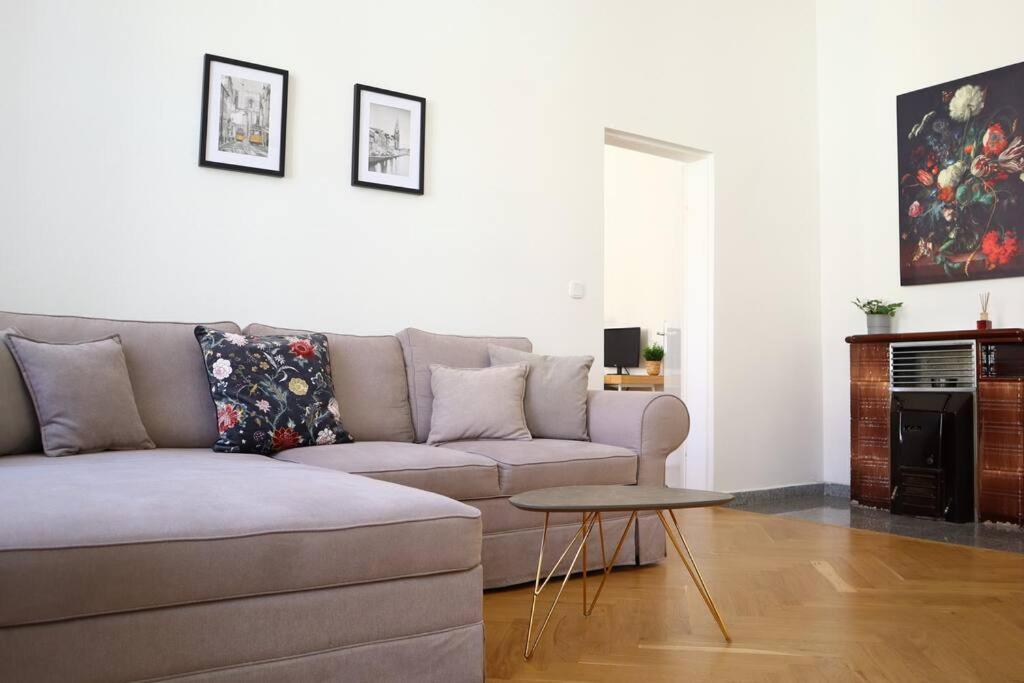 Bloom - Cozy Apartment, 5 Stops To City Center Viyana Dış mekan fotoğraf